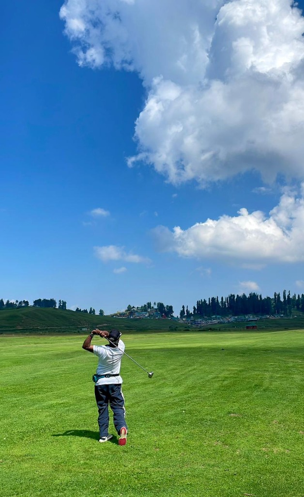 Golfing in Gulmarg